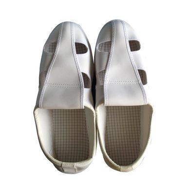 Zapatos unisex del recinto limpio del Esd del agujero del PVC cuatro del color blanco